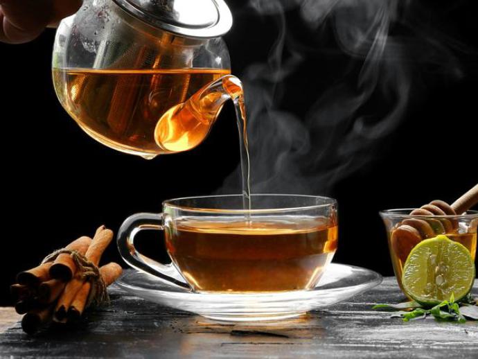 Jaki wpływ na smak herbaty ma pH wody?