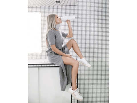 Bidon termiczny Closca Wave Wearable Travel Bottle 600 ml, kolor: White Matte