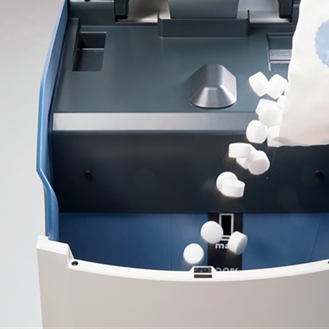 Zmiękczacz wody jonowymienny BWT PERLA SILK M 15 BIO WIFI